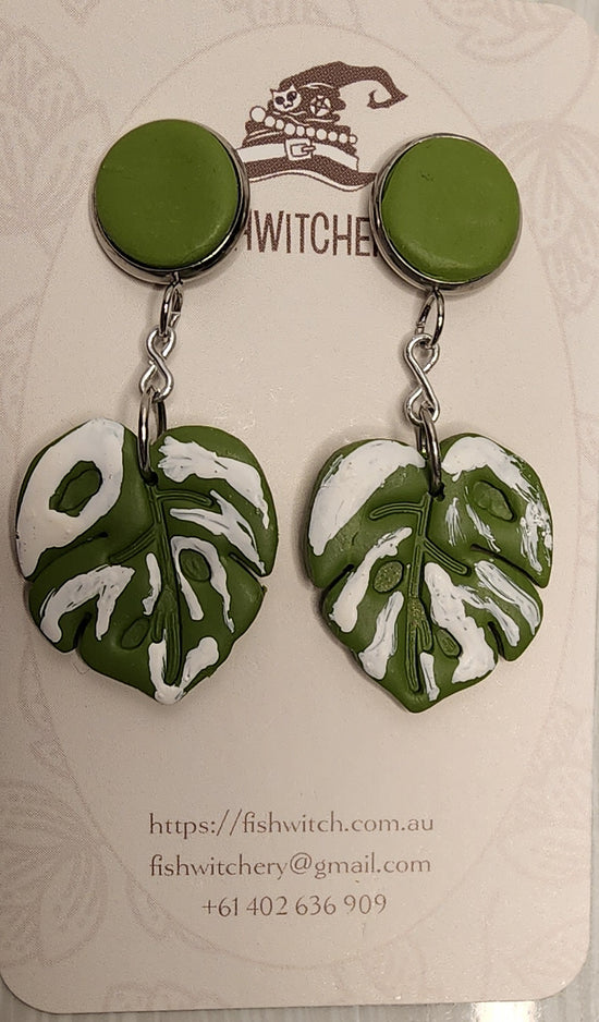 Plant Earring 