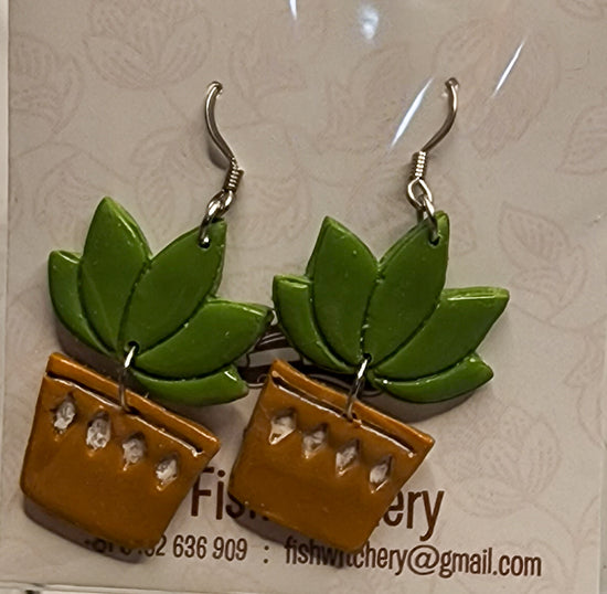 Plant Earring 