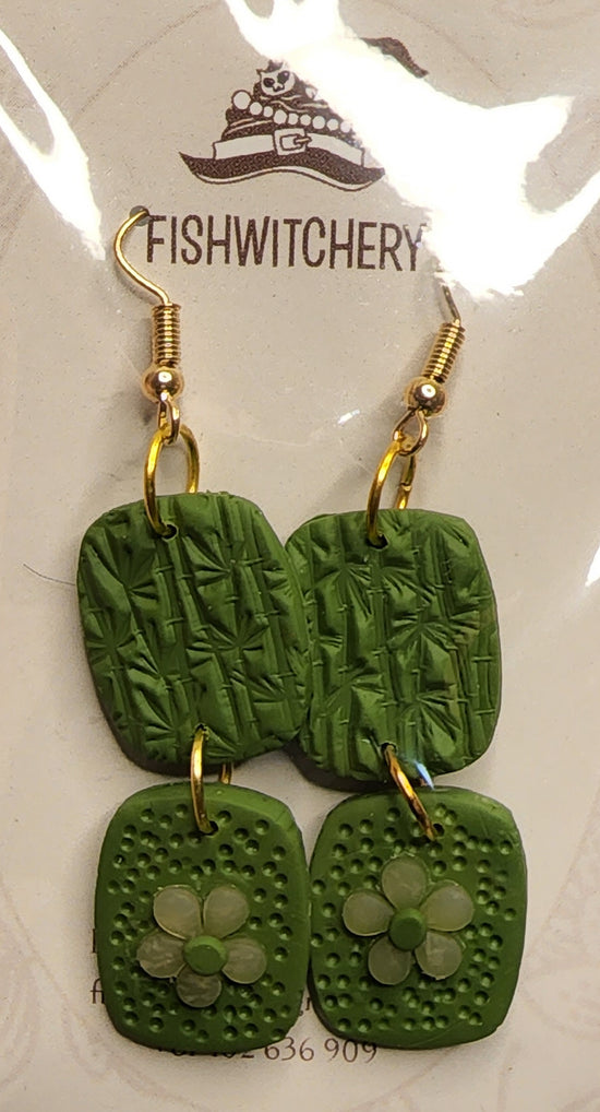 Plant Earring 